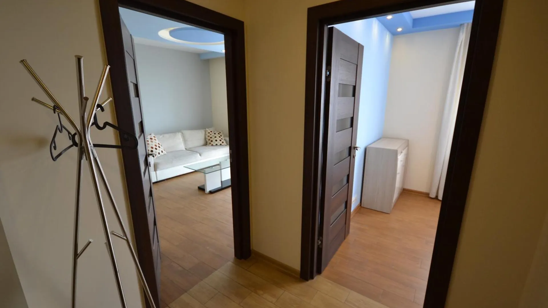 Notabene Airport Apartment Warsaw