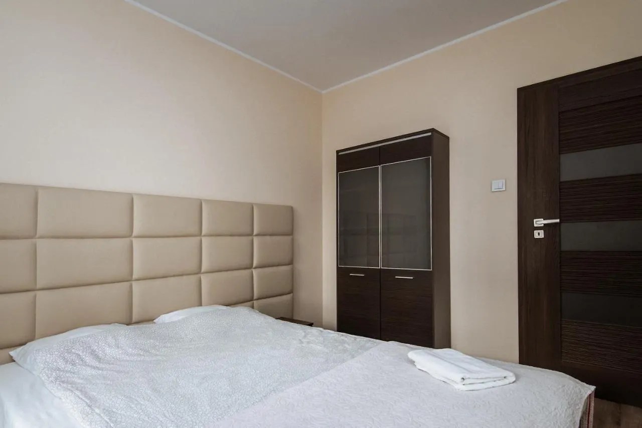 Notabene Airport Apartment Warsaw