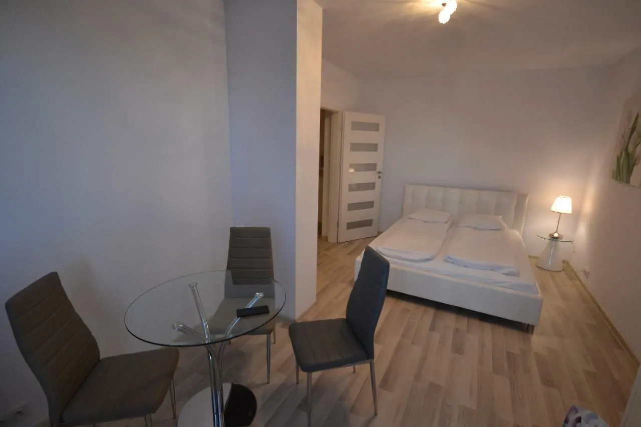 Notabene Airport Apartamento Varsóvia Polónia