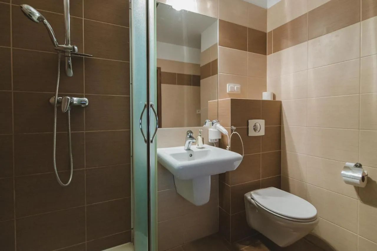 Notabene Airport Apartamento Varsóvia 0*,