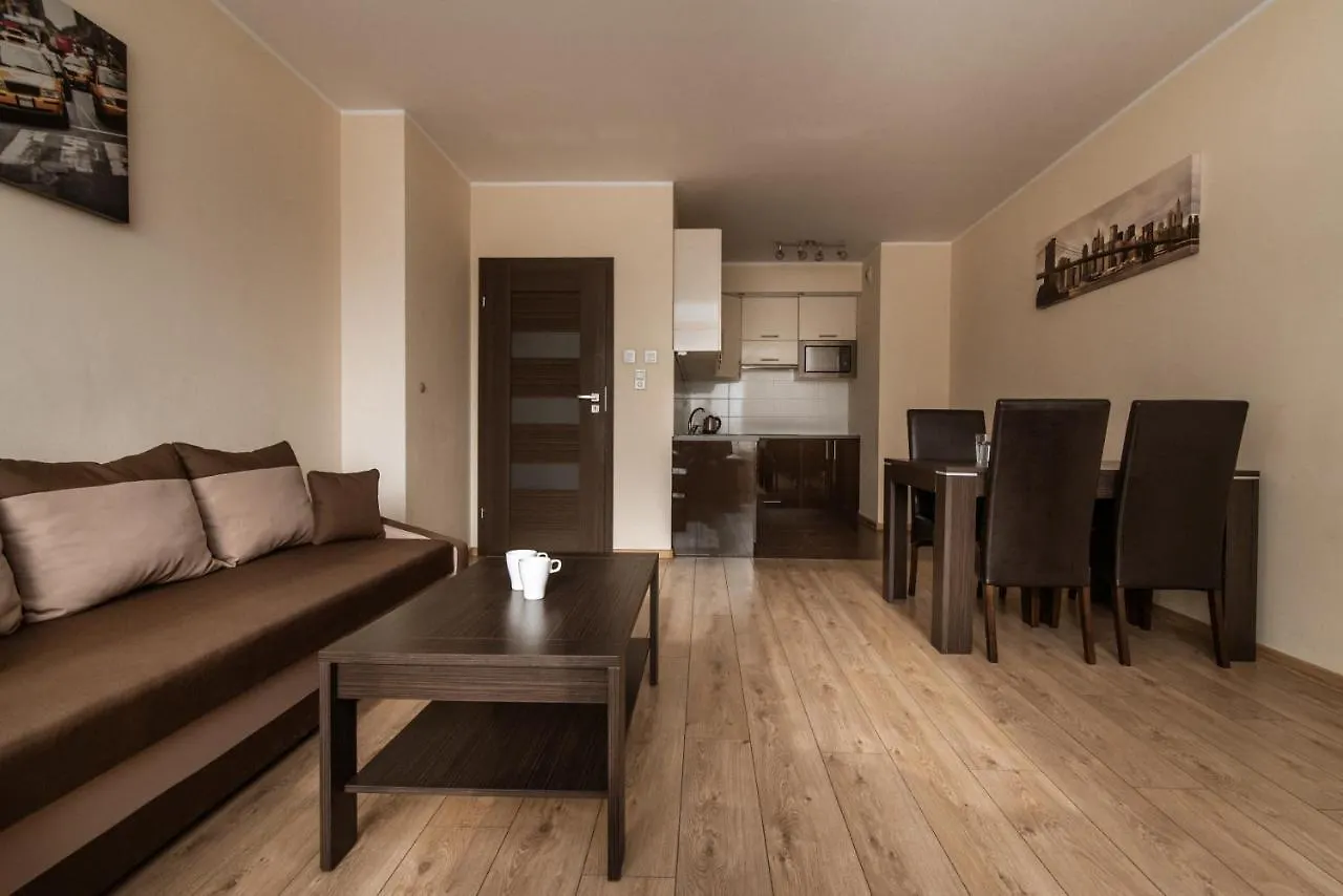 Notabene Airport Apartamento Varsóvia 0*,